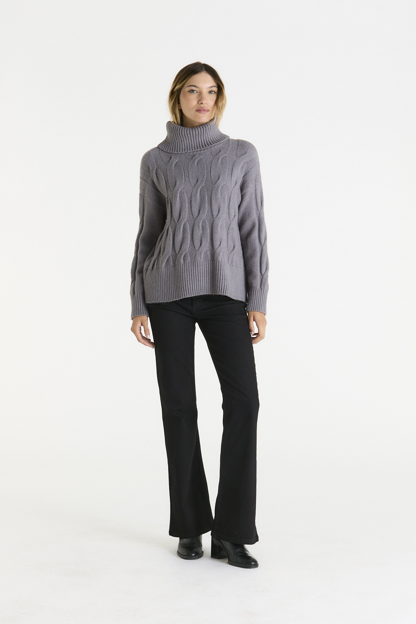 SWEATER ANGELINA GRIS OSCURO