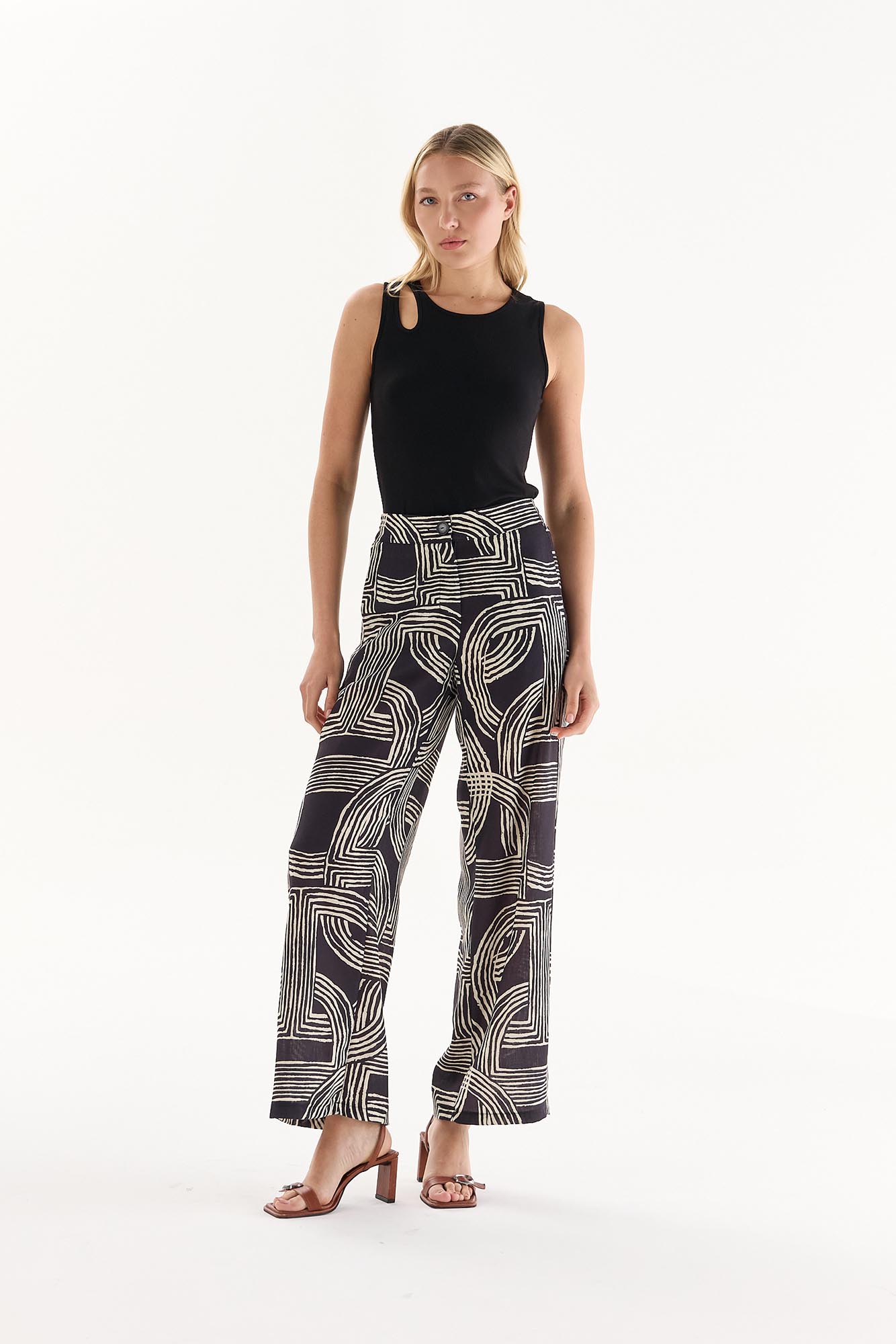 MUSCULOSA CAFAYATE NEGRO