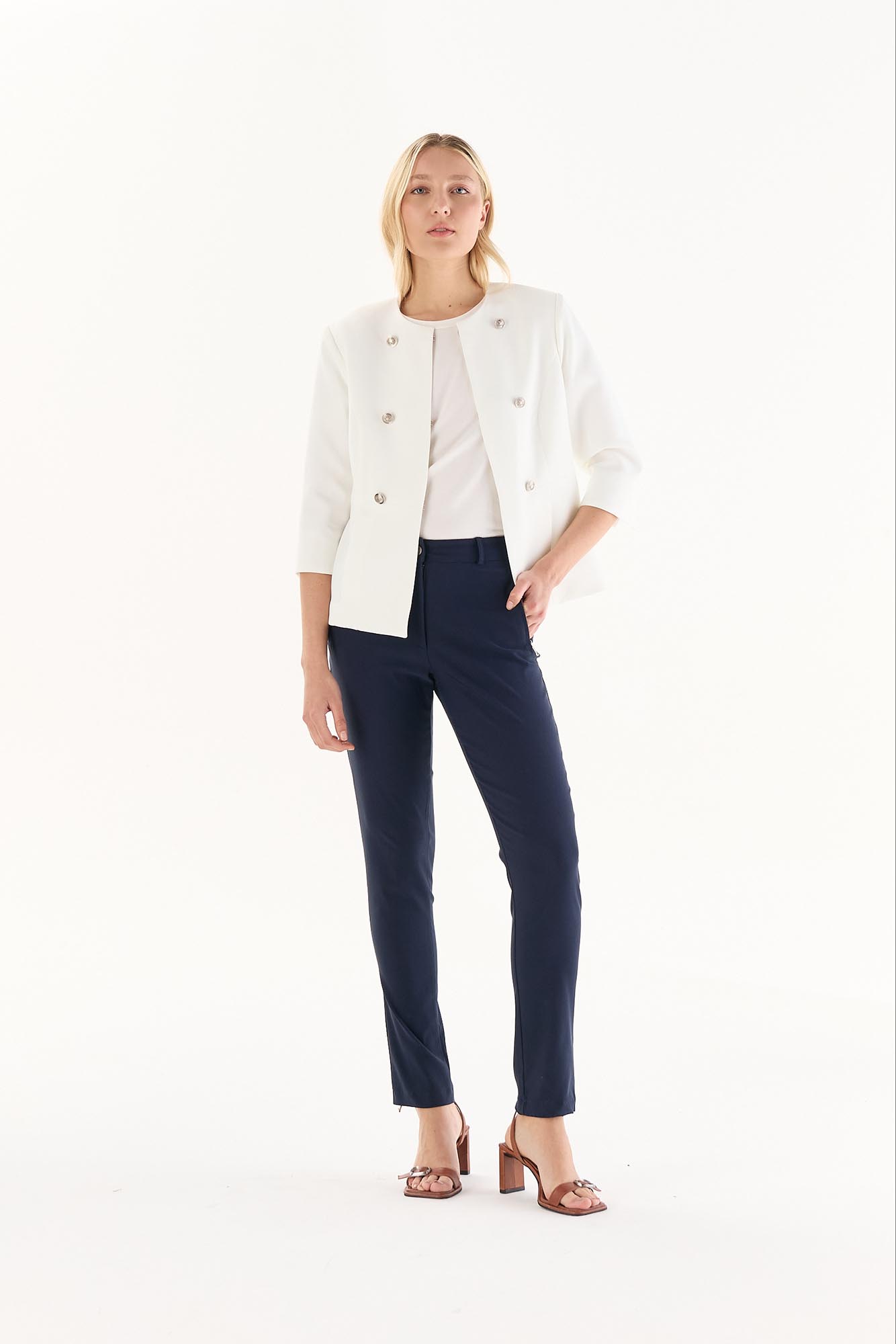 BLAZER EMERALD CRUDO